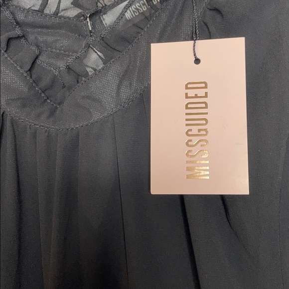 🍁🍁Black Ruffle Dress - Picture 3 of 3